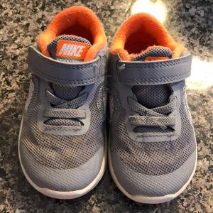 Toddler Nike shoes